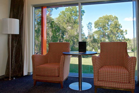 Alexandra Hills Hotel - Tourism Guide 2