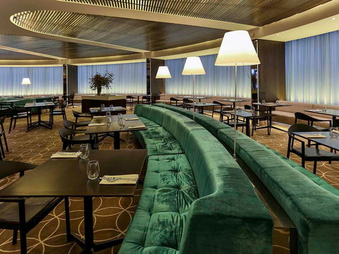 Novotel Sydney Rooty Hill - Cruises Travel 14