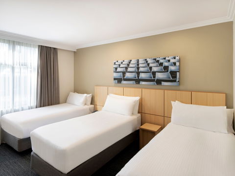 Mercure Sydney Blacktown - Cruises Travel 6