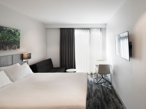 Mercure Sydney Blacktown - Cruises Travel 7