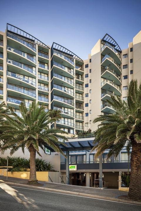 Quest Cronulla Beach - Tourism Guide 0