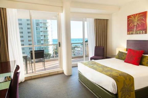 Mantra Twin Towns Coolangatta - Cruises Travel 6