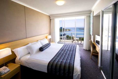 Mantra Twin Towns Coolangatta - Cruises Travel 9