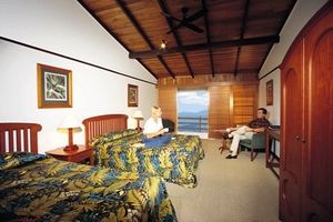 O'Reilly's Rainforest Guesthouse - Cruises Travel 2