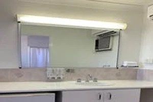 Outback Motel - Tourism Guide 7