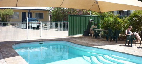 Outback Motel - Tourism Guide 14