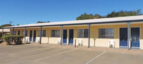 Outback Motel - Tourism Guide 16