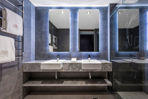 Gambaro Hotel - Travel Search 4