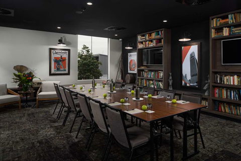 Rydges Fortitude Valley - Cruises Travel 10