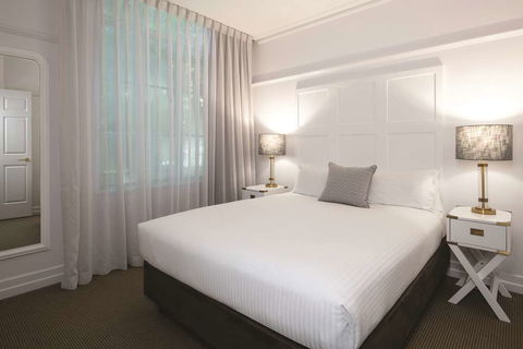 Adina Apartment Hotel Anzac Square - Tourism Guide 4