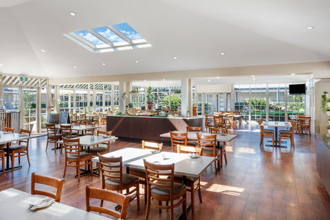 Crowne Plaza Hawkesbury Valley - Tourism Guide 11
