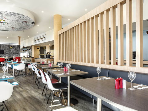 Ibis Mackay Airport - Travel Agents 13