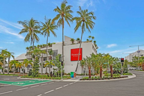 Ramada By Wyndham Cairns City Centre - Tourism Guide 0