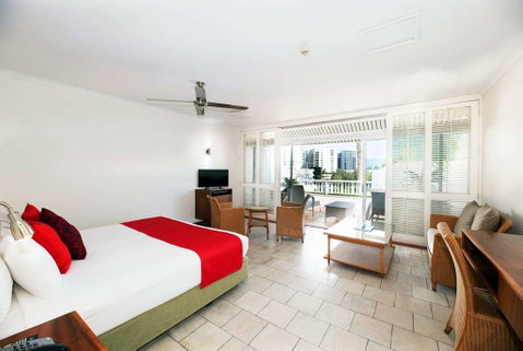 Ramada By Wyndham Cairns City Centre - Tourism Guide 1