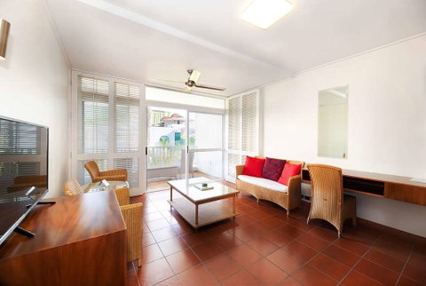 Ramada By Wyndham Cairns City Centre - Tourism Guide 4