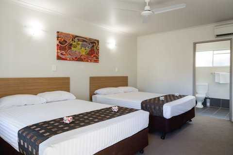 Cairns Colonial Club Resort - Tourism Guide 8