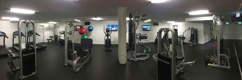 Avenue Hotel Canberra - Tourism Guide 0