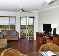 Moonlight Bay Suites - Cruises Travel