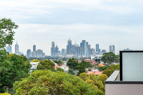 Artel Apartment Hotel Melbourne - Tourism Guide 1