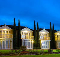 Best Western Colonial Village Motel - Cruises Travel