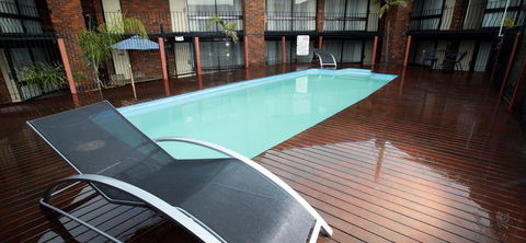 Warrnambool Central Court - Tourism Guide 2