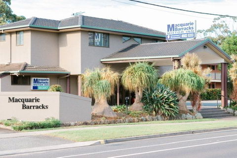 Macquarie Barracks Inn - Tourism Guide 0