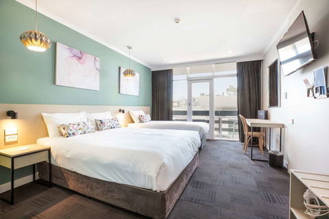Watermark Glenelg - Tourism Guide 2