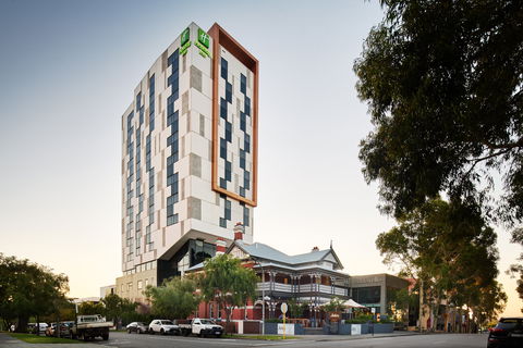 Holiday Inn West Perth - Cruises Travel 2