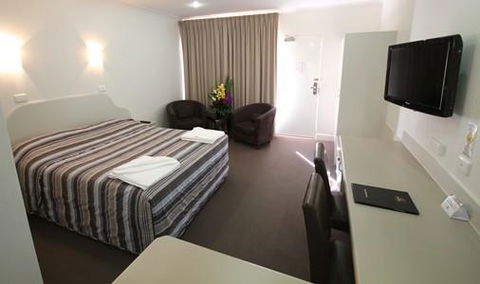 Ceduna Foreshore Hotel/Motel - Cruises Travel 1