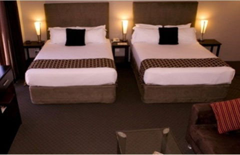Joondalup City Hotel - Cruises Travel 1