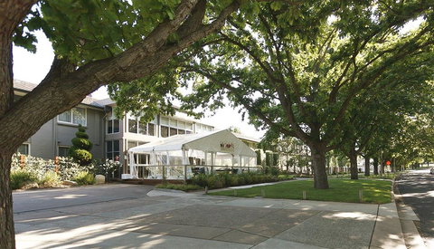 Forrest Hotel & Apartments - Travel Agents 0