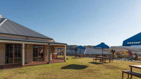 The Bowen Inn Motel - Tourism Guide 2