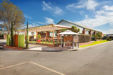 All Seasons Bendigo - Tourism Guide 2