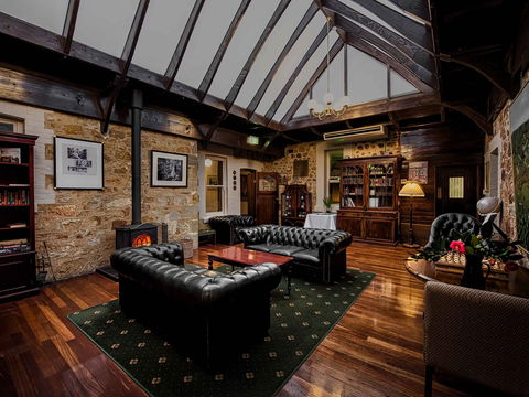 Mount Lofty House - Tourism Guide 12