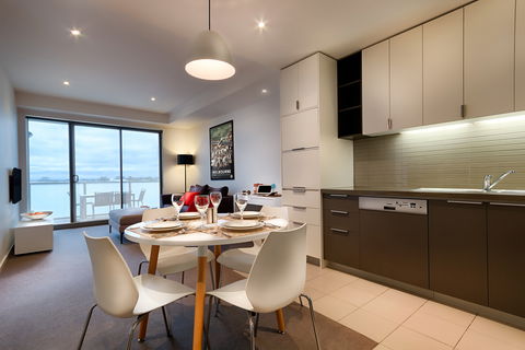 Caroline Serviced Apartments - Tourism Guide 11