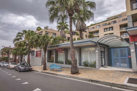Adina Apartment Hotel Coogee - Tourism Guide 0