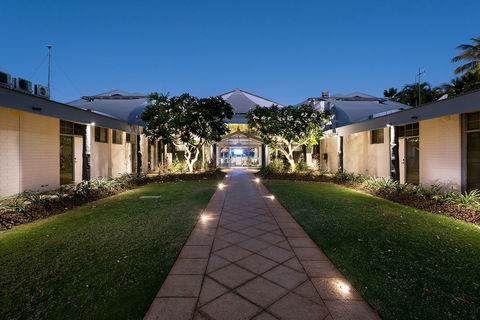 The Mangrove Resort Hotel - Cruises Travel 0