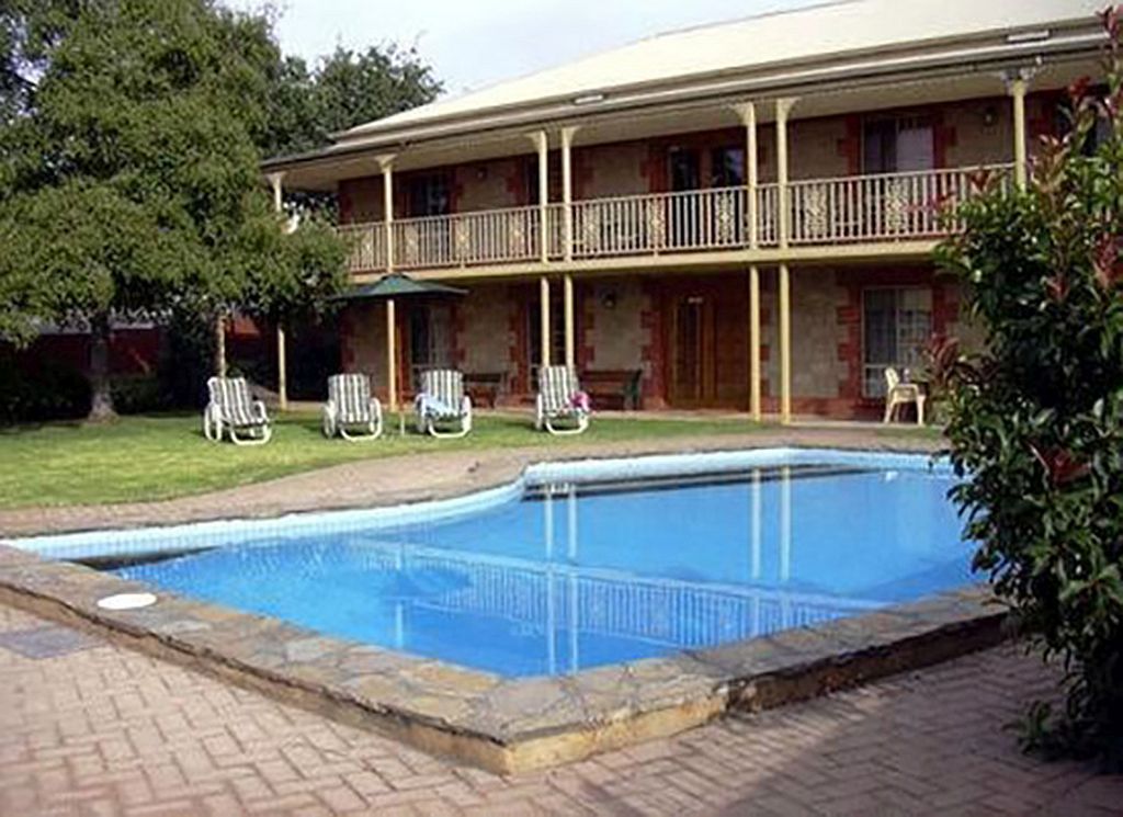 Hill River SA Cruises Travel