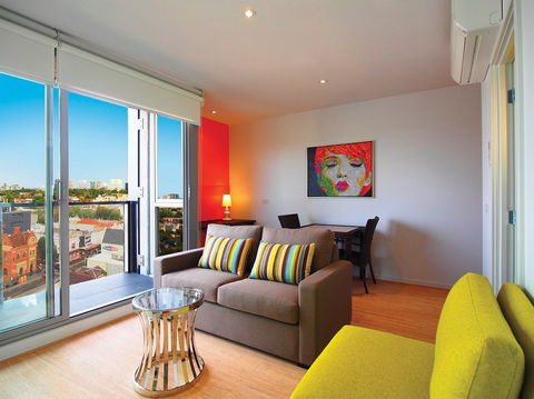 Oaks South Yarra - Tourism Guide 2