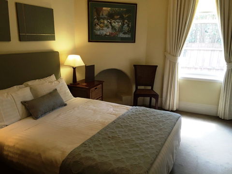 Longford Boutique Accommodation - Cruises Travel 1