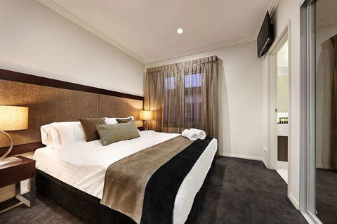 Attika Hotel - Tourism Guide 1