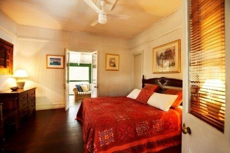 Pinctada McAlpine House - Cruises Travel 1