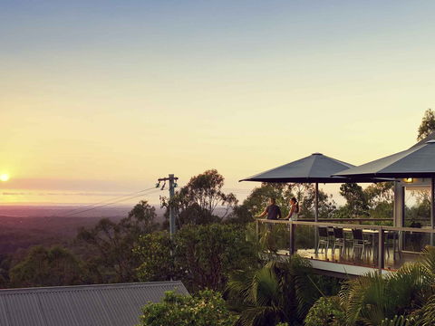 Mercure Clear Mountain Lodge - Tourism Guide 1