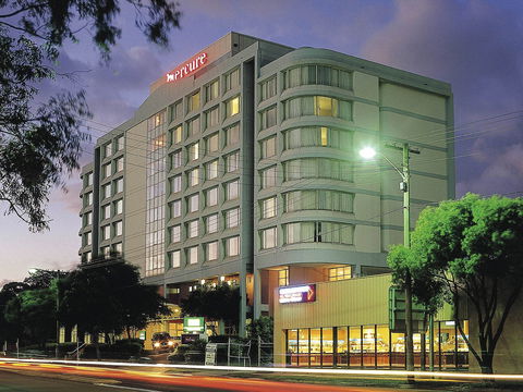 Mercure Hotel Parramatta - Cruises Travel 0
