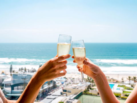 Novotel Surfers Paradise - Cruises Travel 1