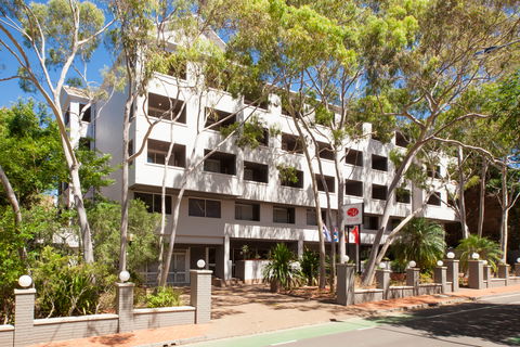 Metro Aspire Hotel Sydney - Cruises Travel 0