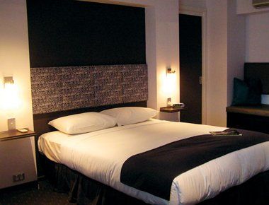 Zero Davey Apartment Hotel - Tourism Guide 0