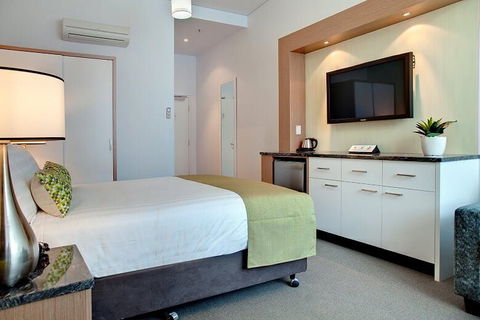 Walkers Arms Hotel - Tourism Guide 1