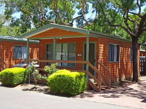 Adelaide Caravan Park - Tourism Guide 1