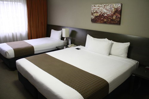 Pavilion On Northbourne - Tourism Guide 38